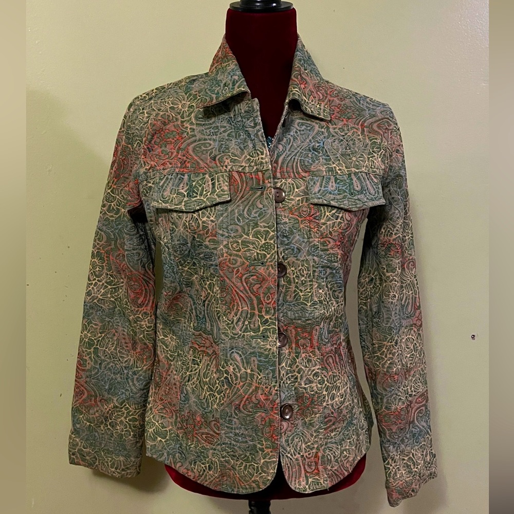 Analogy, S, green jacket